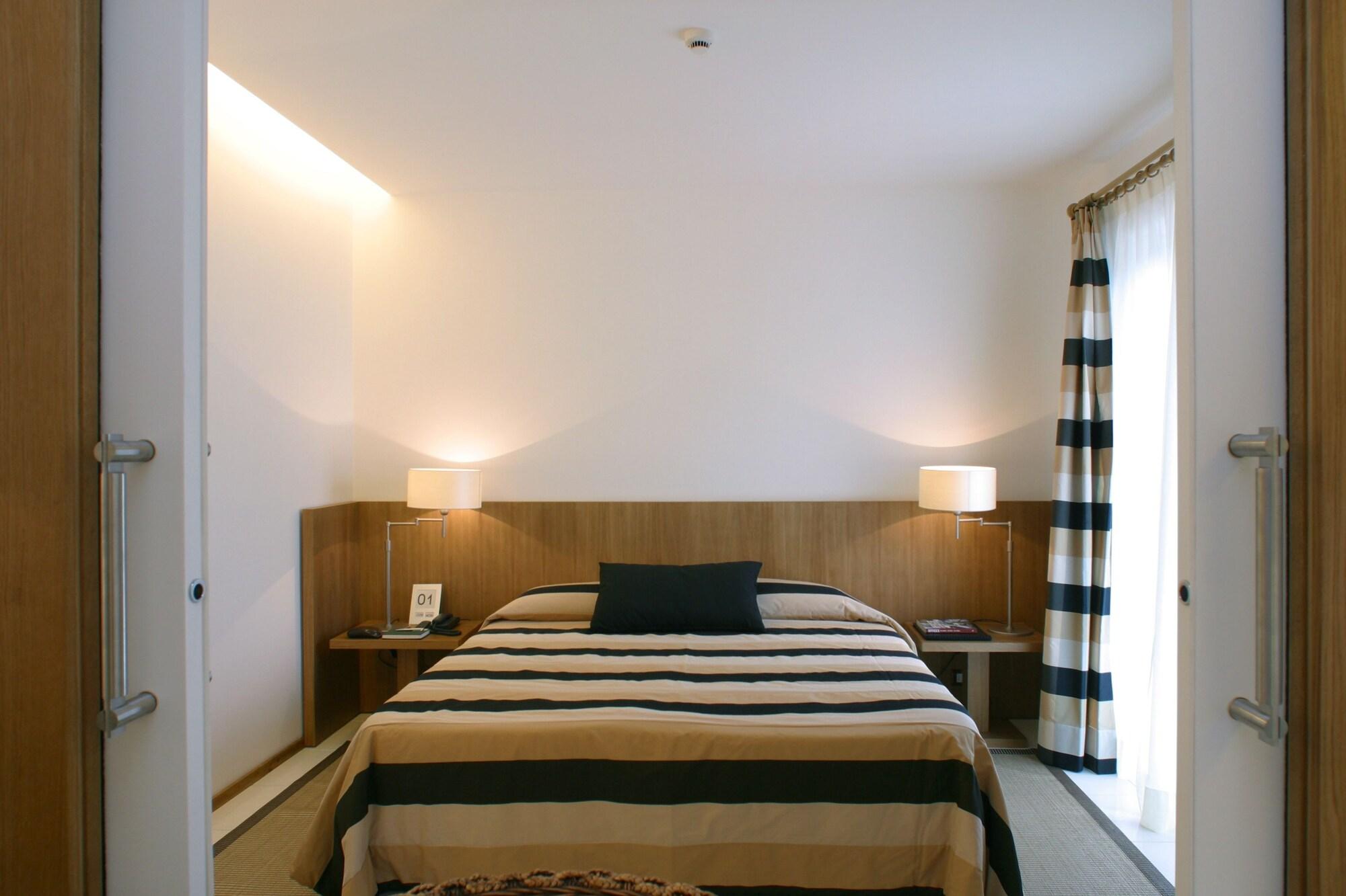 Rota Suites Сорренто Екстер'єр фото