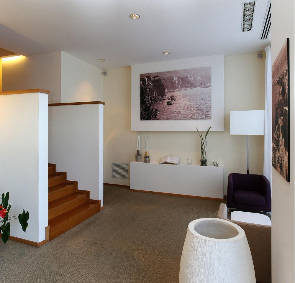 Rota Suites Сорренто Екстер'єр фото